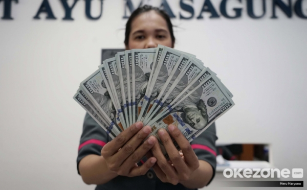 Rahasia Titik Terendah Dolar di Indonesia